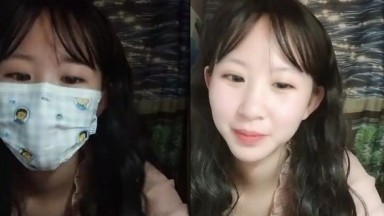 巨乳学生妹深夜宿舍直播自慰！粉嫩小穴跳蛋震动淫液狂流，勤工俭学新姿势